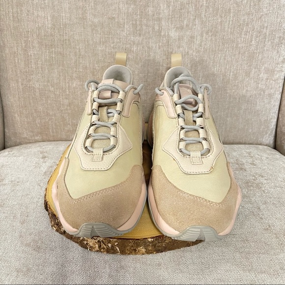 PUMA Thunder Desert Particle Shoes - Picture 7 of 14